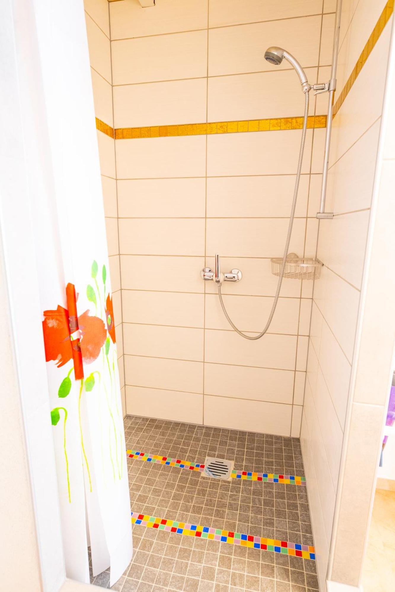 Residence Villa Flora Интерлакен Екстериор снимка